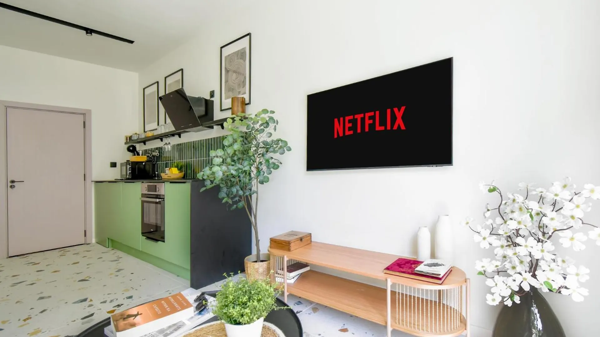 Duplex - Main Street Area - Ac - Netflix - Desk Apartamento Sófia Bulgária